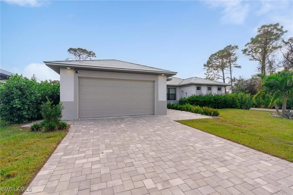 4665 Keylargo Lane Bonita Springs FL 34134