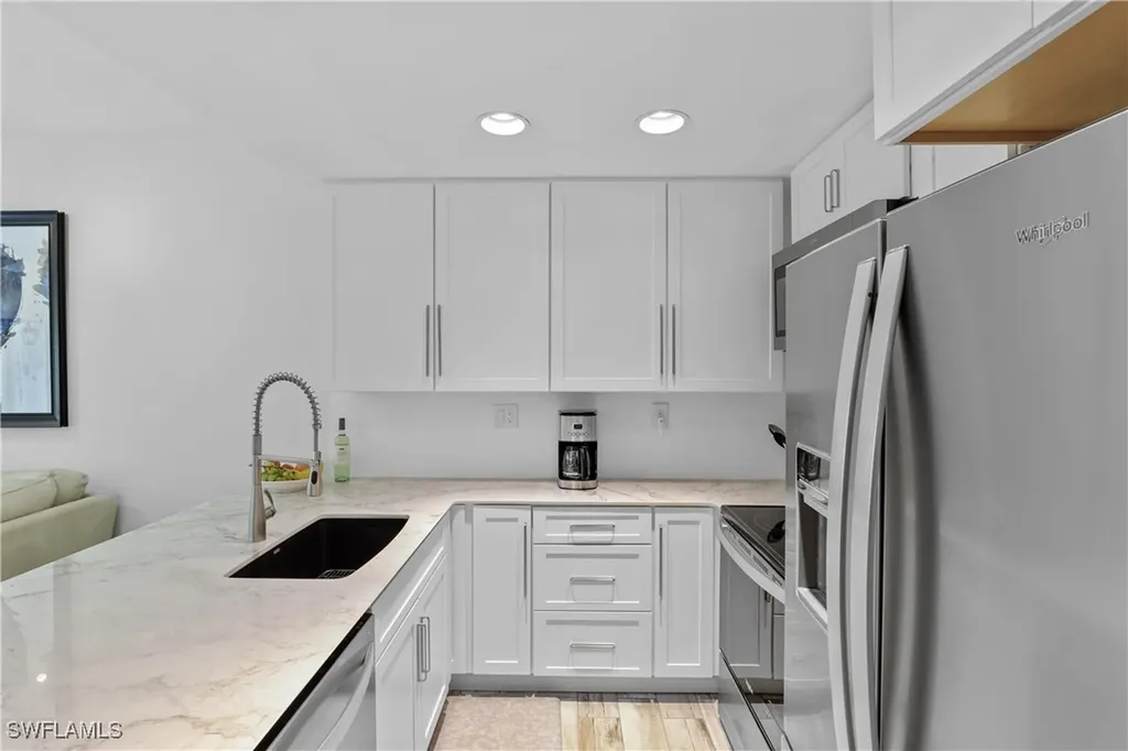 3308 Europa Drive Naples FL 34105