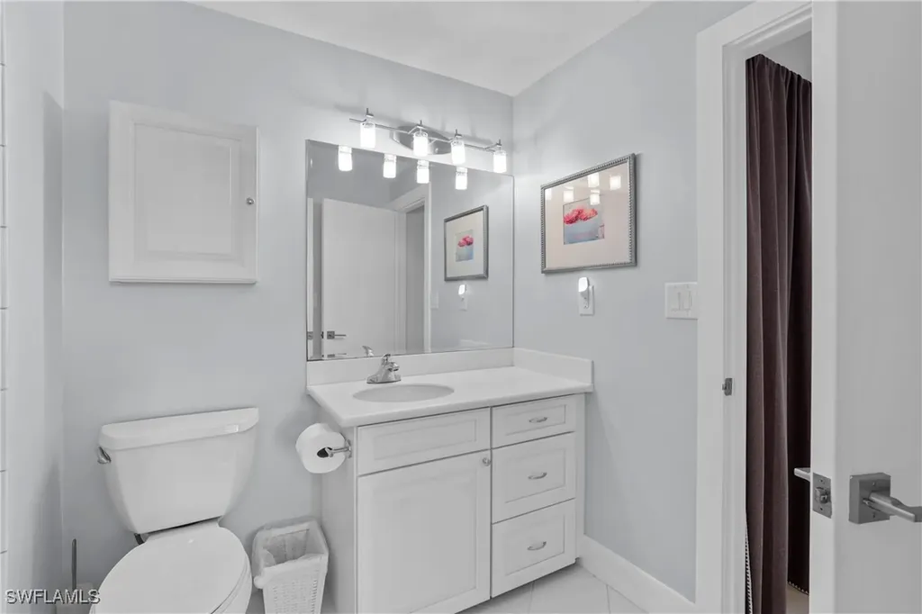 3308 Europa Drive Naples FL 34105