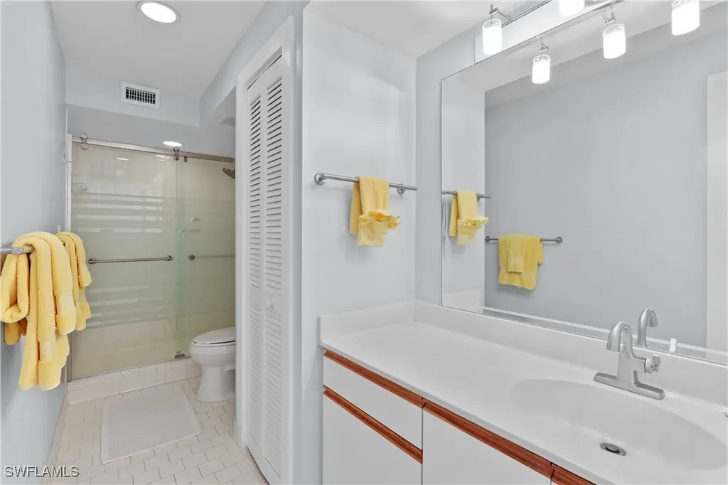 3308 Europa Drive Naples FL 34105