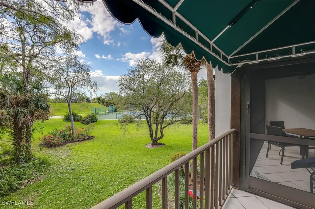 3308 Europa Drive Naples FL 34105