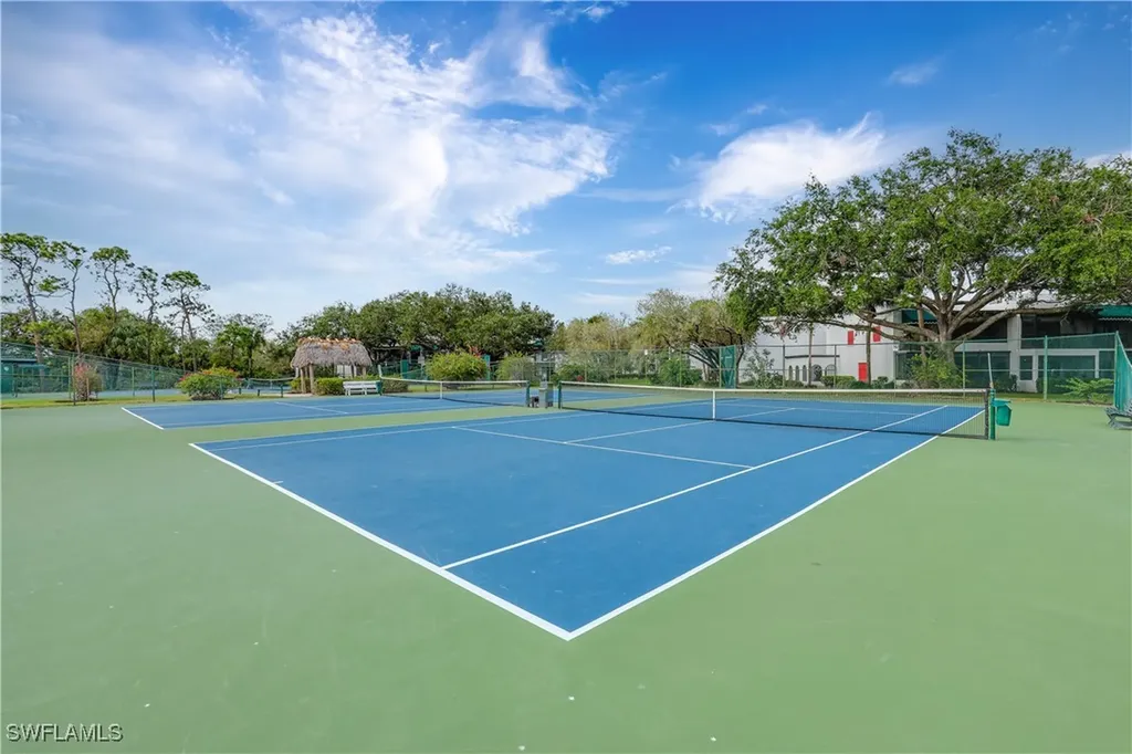 3308 Europa Drive Naples FL 34105
