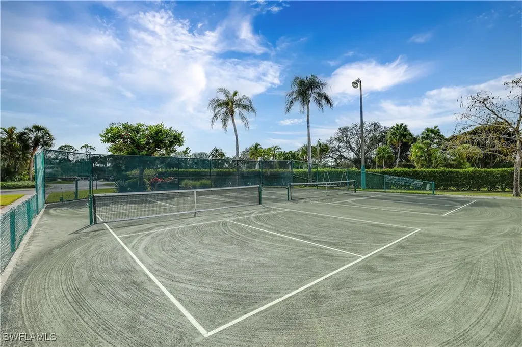 3308 Europa Drive Naples FL 34105