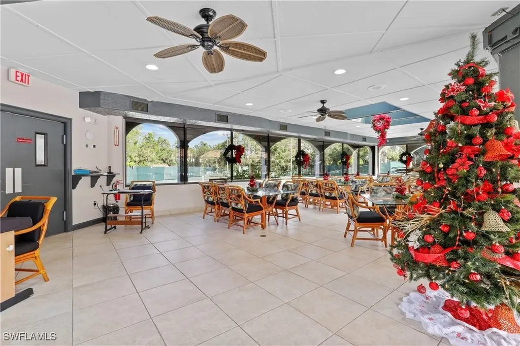3308 Europa Drive Naples FL 34105