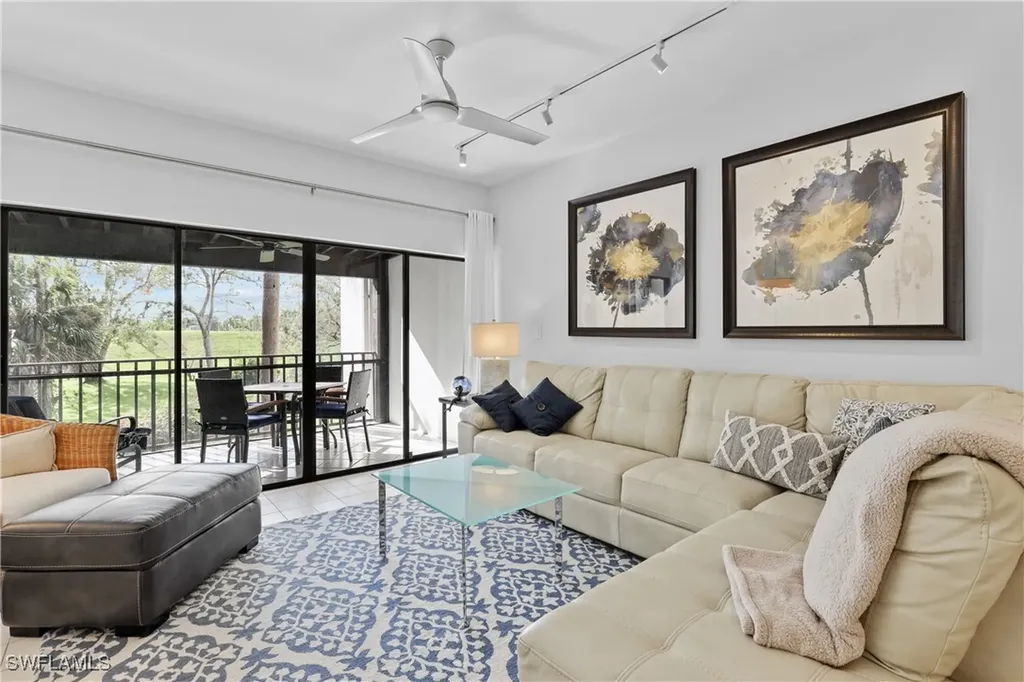 3308 Europa Drive Naples FL 34105