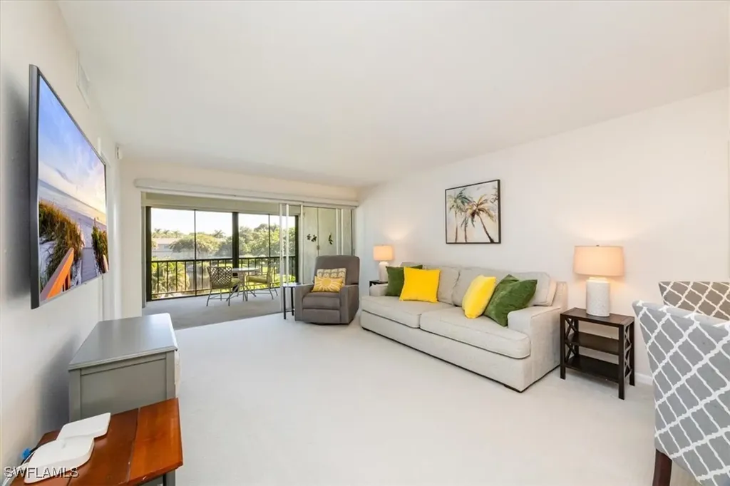 3030 Binnacle Drive Naples FL 34103