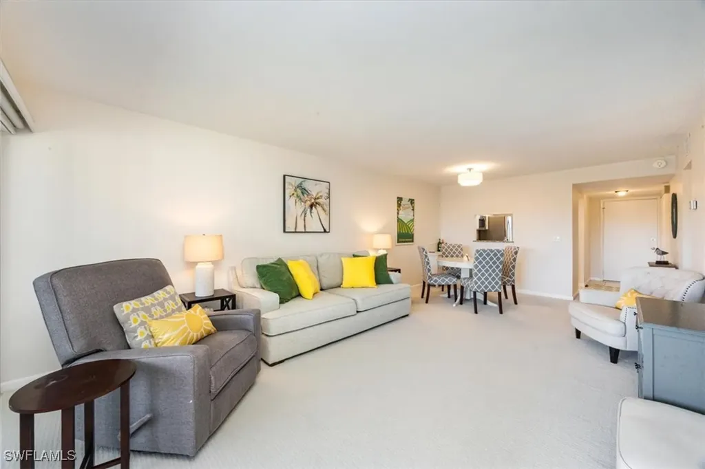 3030 Binnacle Drive Naples FL 34103