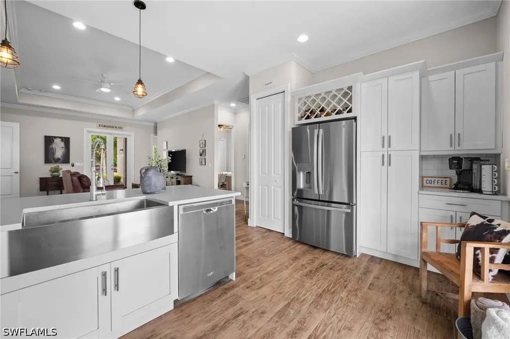 1960 Moulder Drive Naples FL 34120