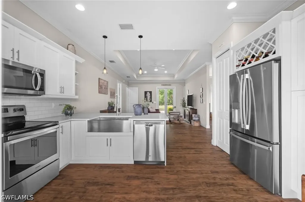 1960 Moulder Drive Naples FL 34120