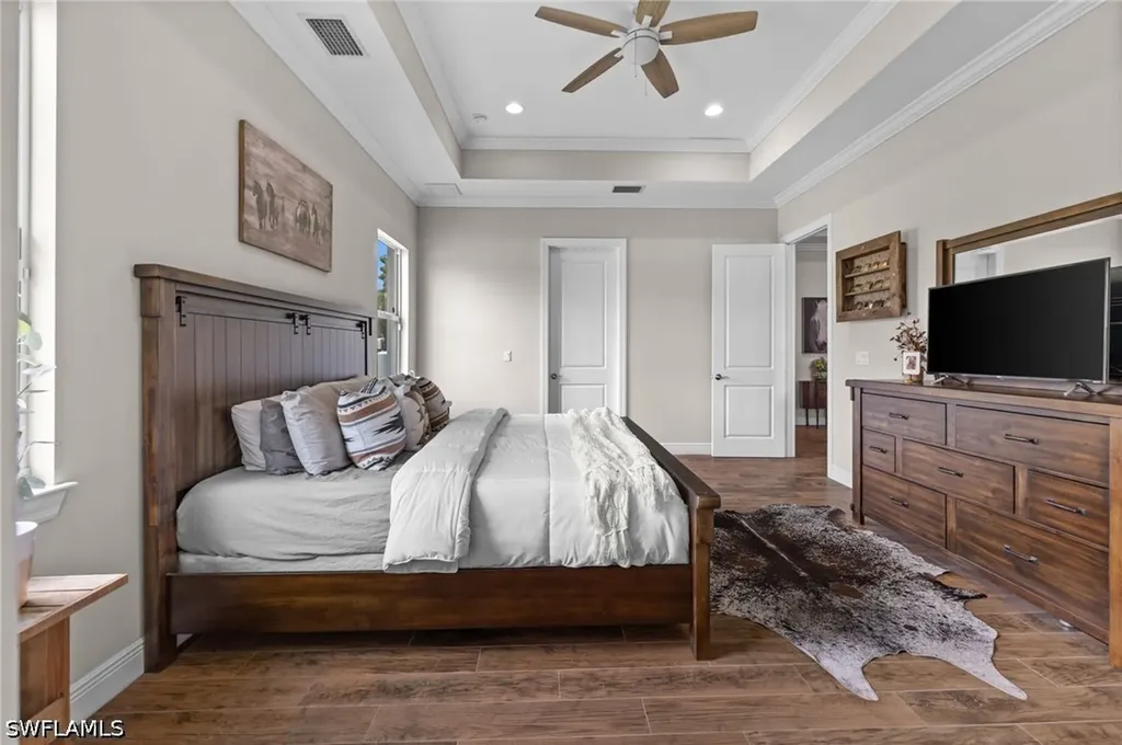 1960 Moulder Drive Naples FL 34120