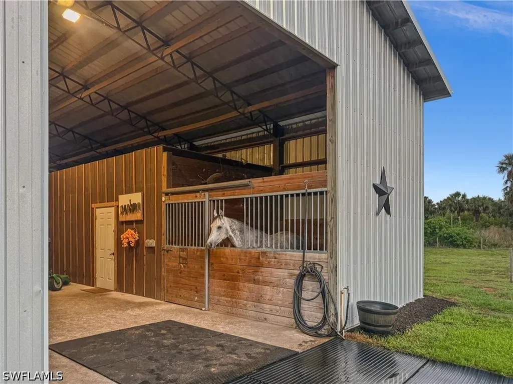1960 Moulder Drive Naples FL 34120