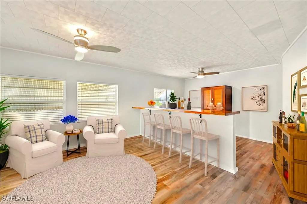 204 Sun Circle Fort Myers FL 33905