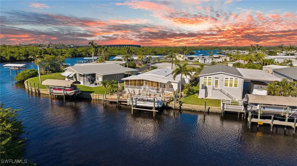 204 Sun Circle Fort Myers FL 33905