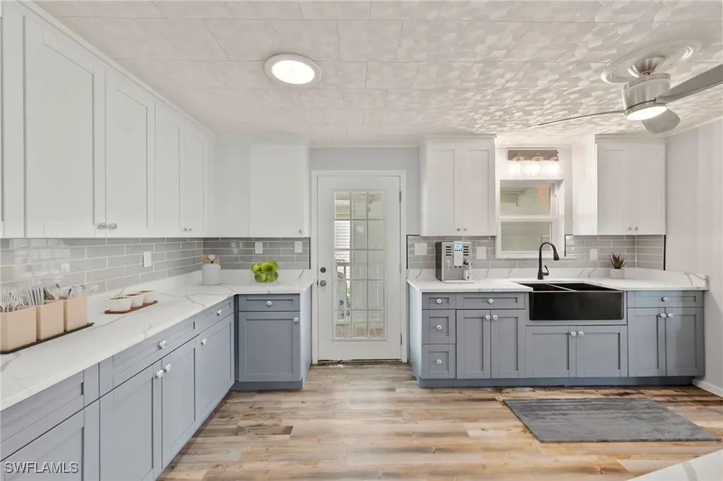 204 Sun Circle Fort Myers FL 33905