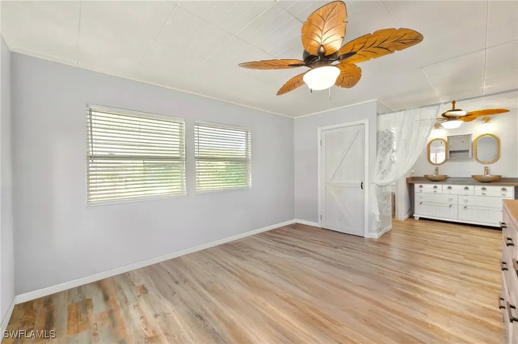 204 Sun Circle Fort Myers FL 33905