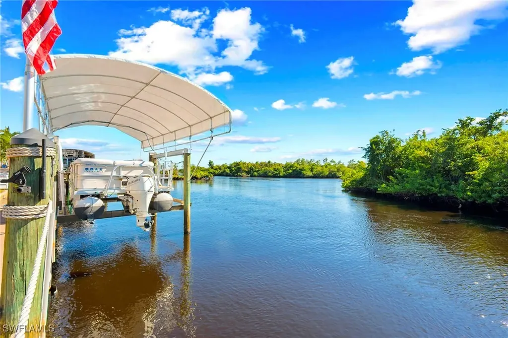 204 Sun Circle Fort Myers FL 33905