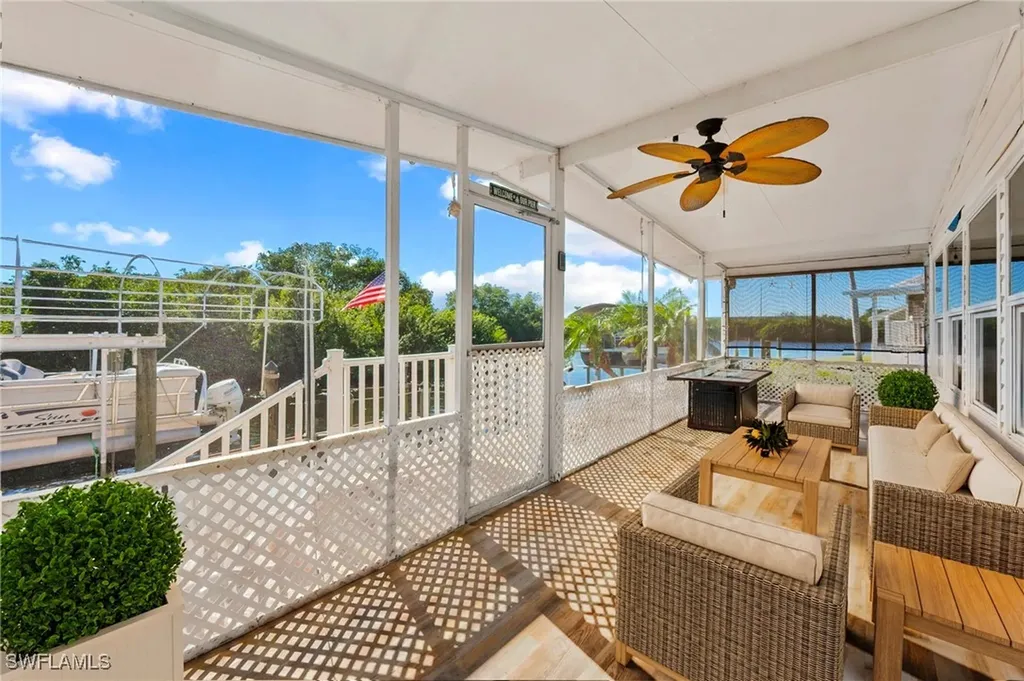 204 Sun Circle Fort Myers FL 33905