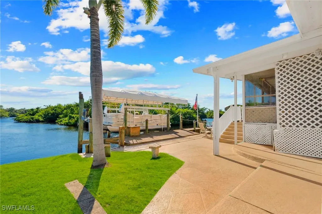 204 Sun Circle Fort Myers FL 33905