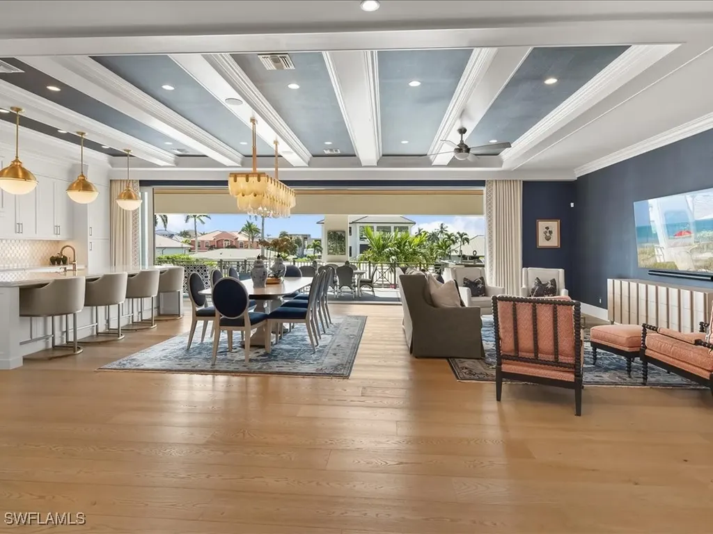 360 Heron Avenue Naples FL 34108