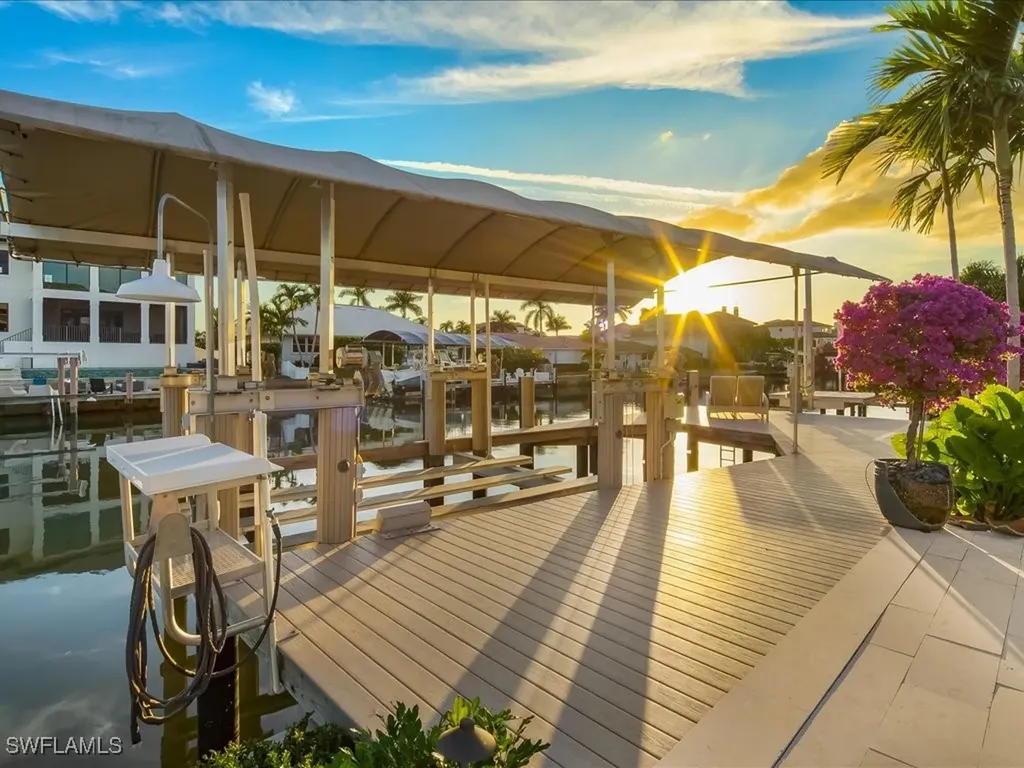 360 Heron Avenue Naples FL 34108