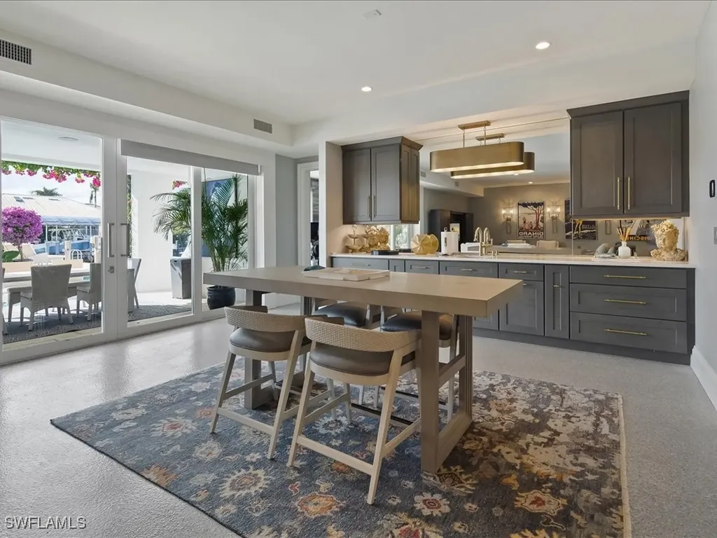 360 Heron Avenue Naples FL 34108