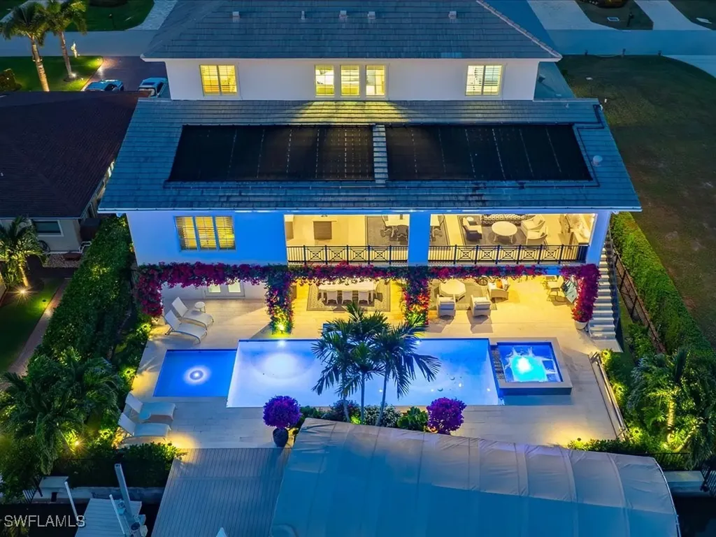 360 Heron Avenue Naples FL 34108