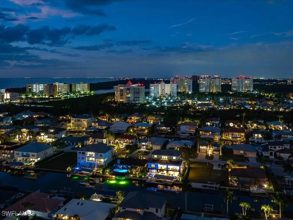 360 Heron Avenue Naples FL 34108