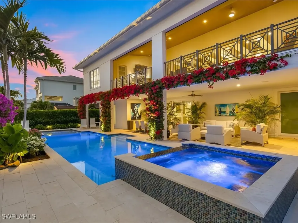 360 Heron Avenue Naples FL 34108