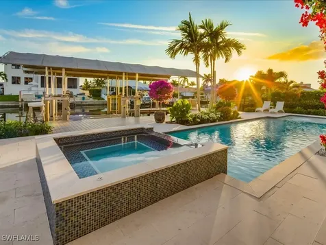 360 Heron Avenue Naples FL 34108