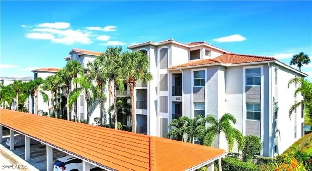 10337 Heritage Bay Boulevard Naples FL 34120