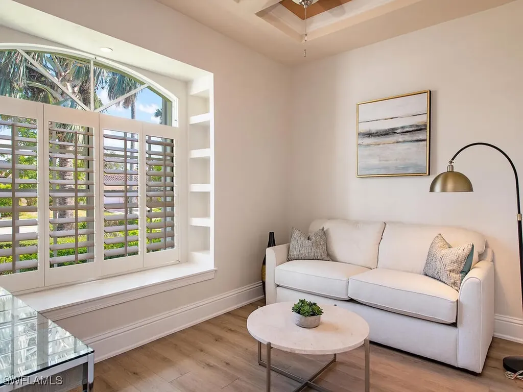 4459 Crayton Road Naples FL 34103