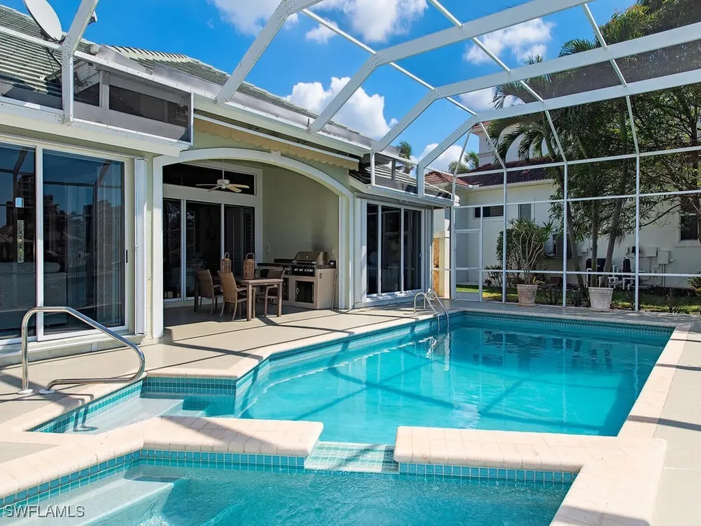 4459 Crayton Road Naples FL 34103