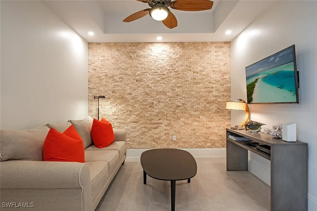 1030 3rd Avenue S Naples FL 34102