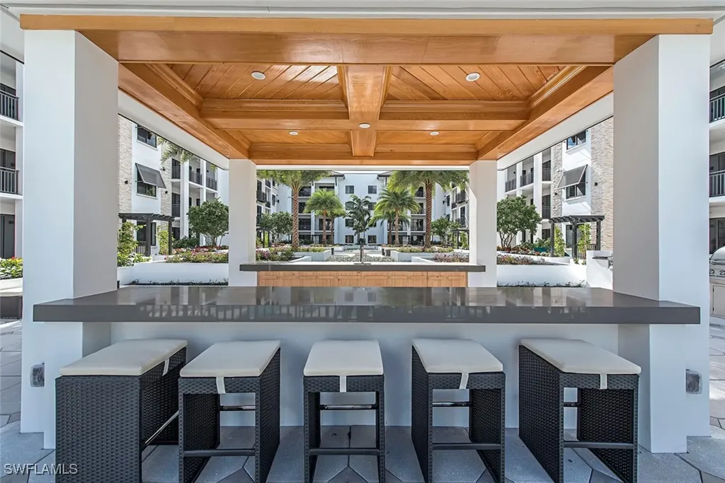 1030 3rd Avenue S Naples FL 34102