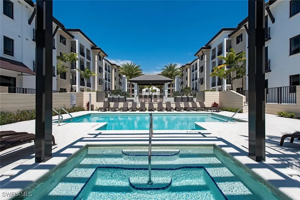 1030 3rd Avenue S Naples FL 34102