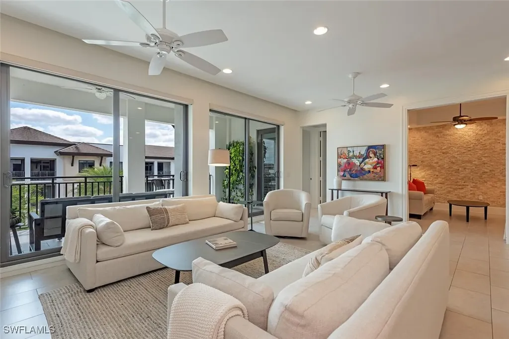 1030 3rd Avenue S Naples FL 34102