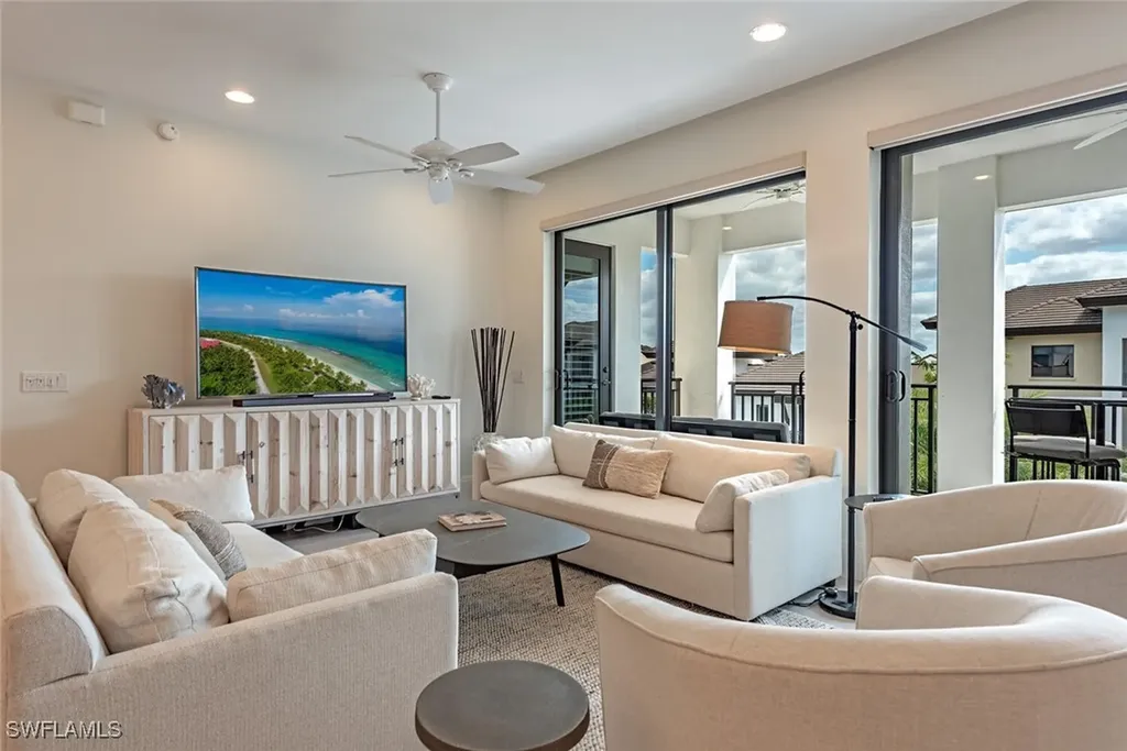 1030 3rd Avenue S Naples FL 34102