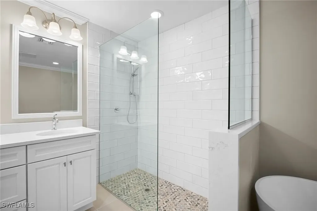 143 Leeward Court Marco Island FL 34145