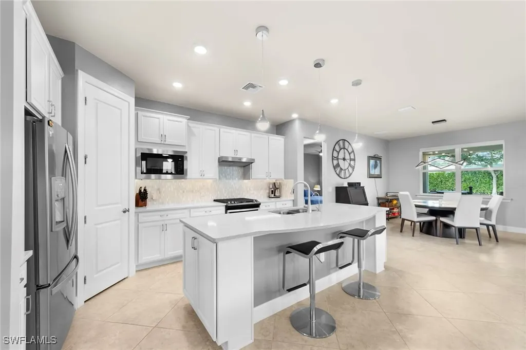 10572 Otter Key Lane Estero FL 33928