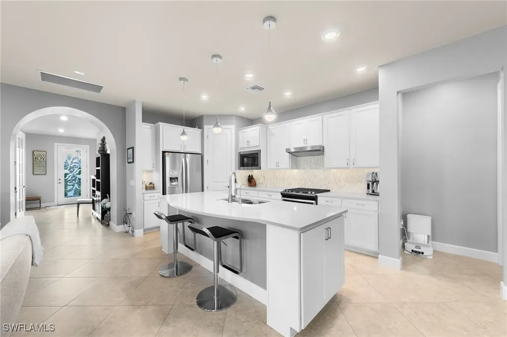 10572 Otter Key Lane Estero FL 33928