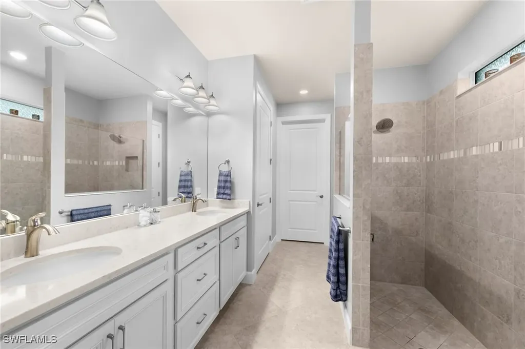 10572 Otter Key Lane Estero FL 33928