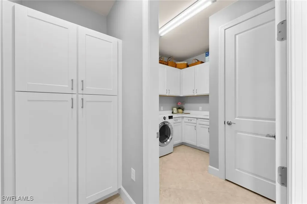 10572 Otter Key Lane Estero FL 33928