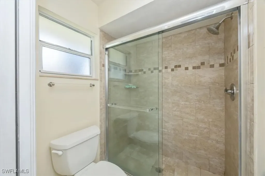 501 Lake Louise Circle Naples FL 34110