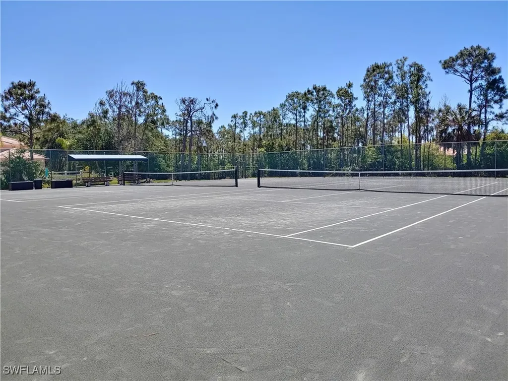 501 Lake Louise Circle Naples FL 34110