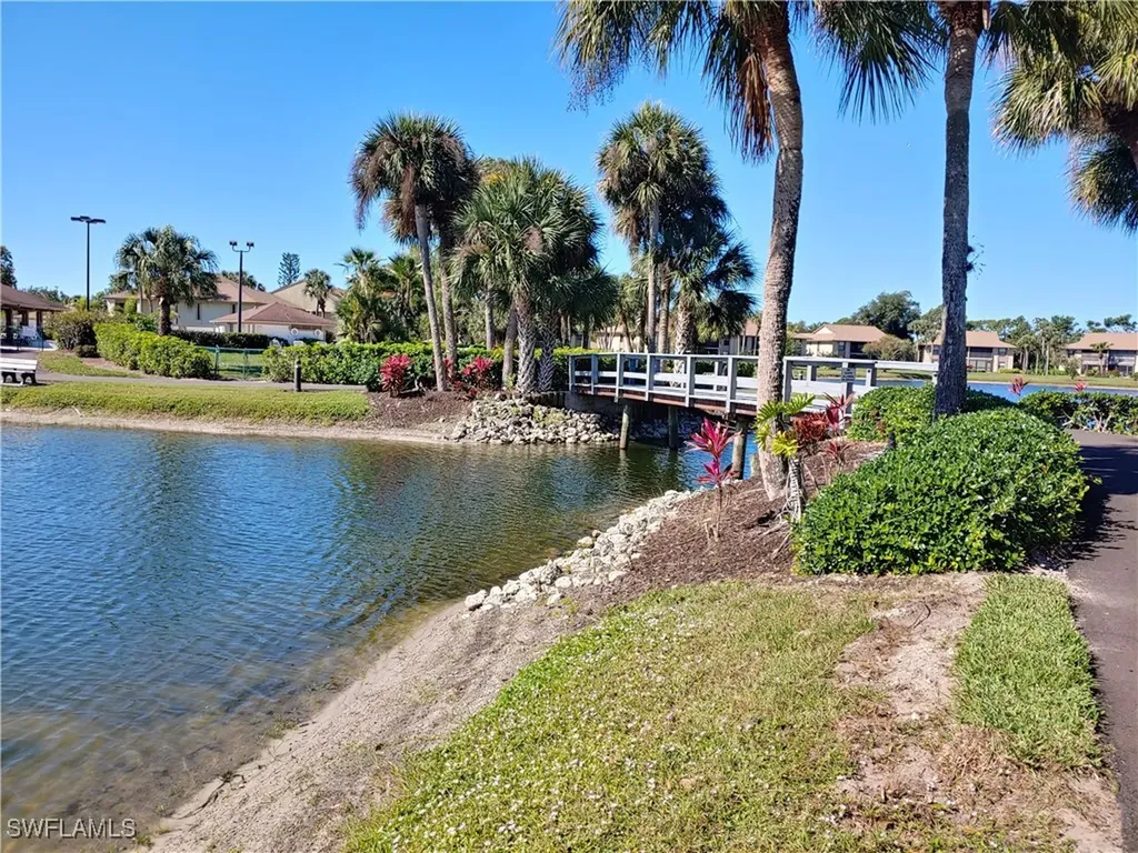 501 Lake Louise Circle Naples FL 34110
