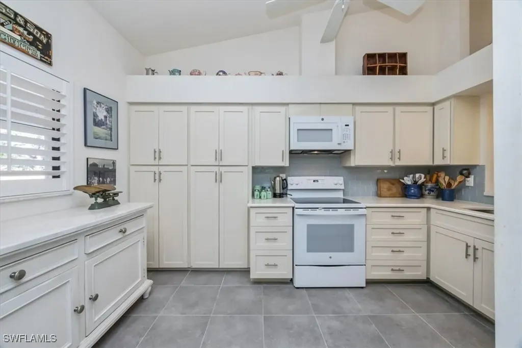 501 Lake Louise Circle Naples FL 34110