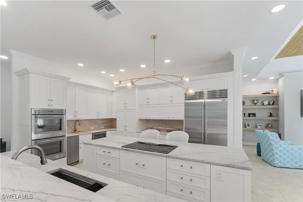 800 Ashburton Drive Naples FL 34110