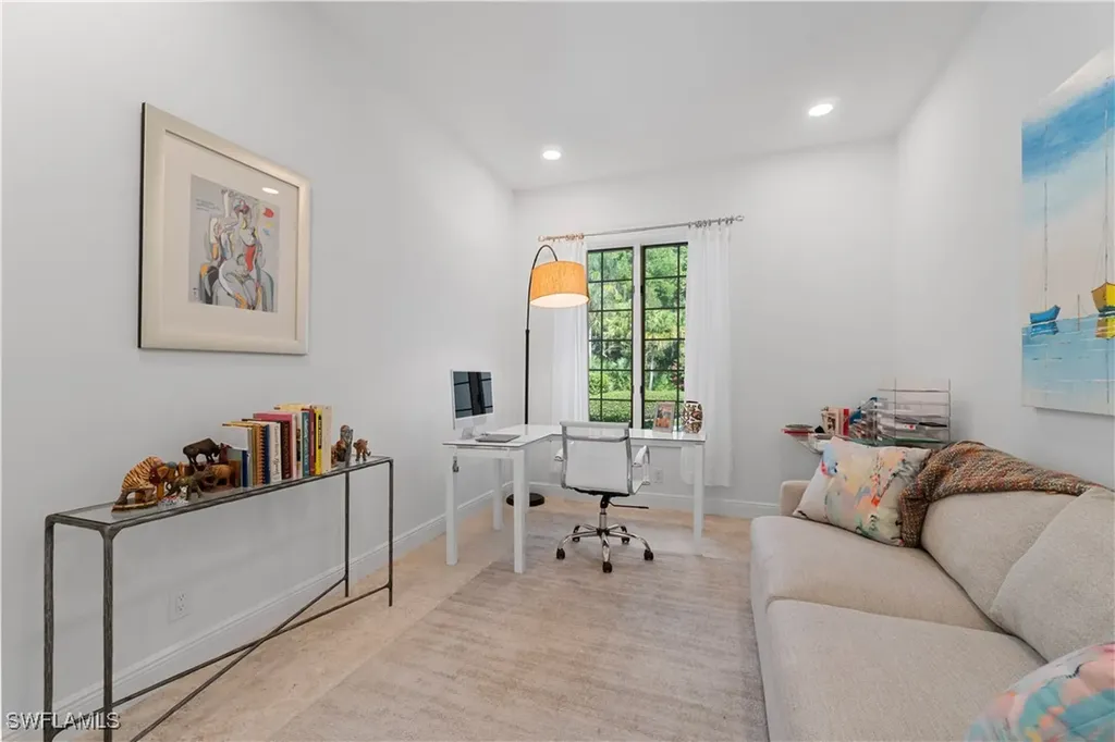 800 Ashburton Drive Naples FL 34110