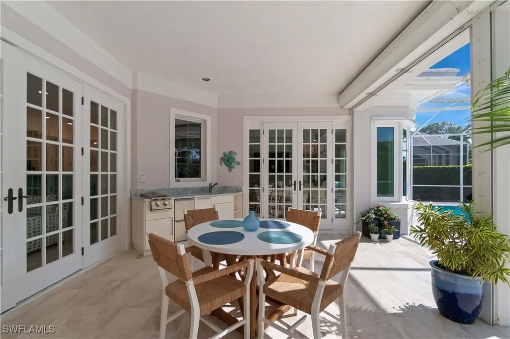 800 Ashburton Drive Naples FL 34110