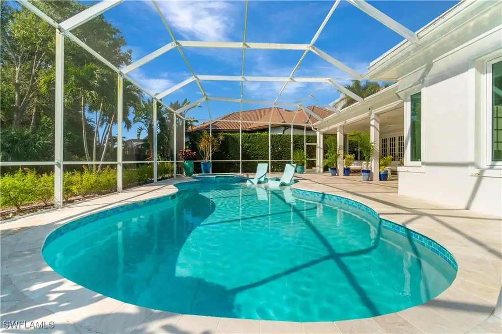 800 Ashburton Drive Naples FL 34110